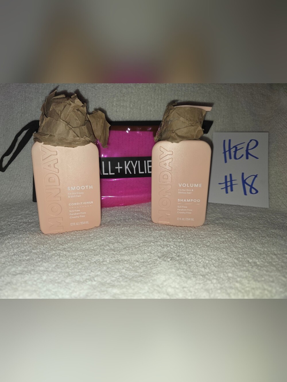 MONDAY Hair Smooth Conditioner & Volume Shampoo Set - Blush Pink, Kendall And Ky